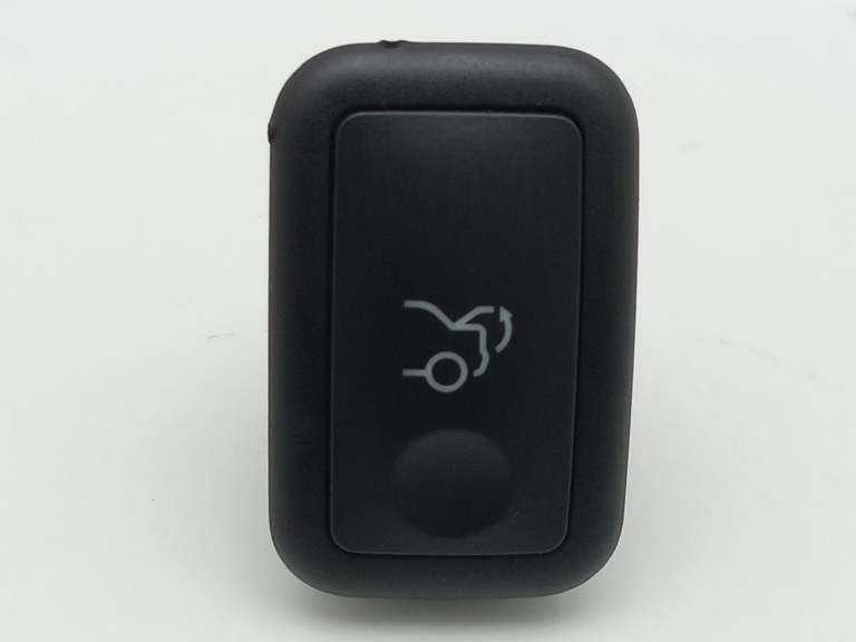 Mercedes C Class Tailgate Release Switch 2014-2021 2049055602