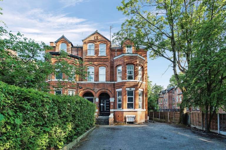 One bedroom flat, Crumpsall Lane, Manchester, M8 5FB