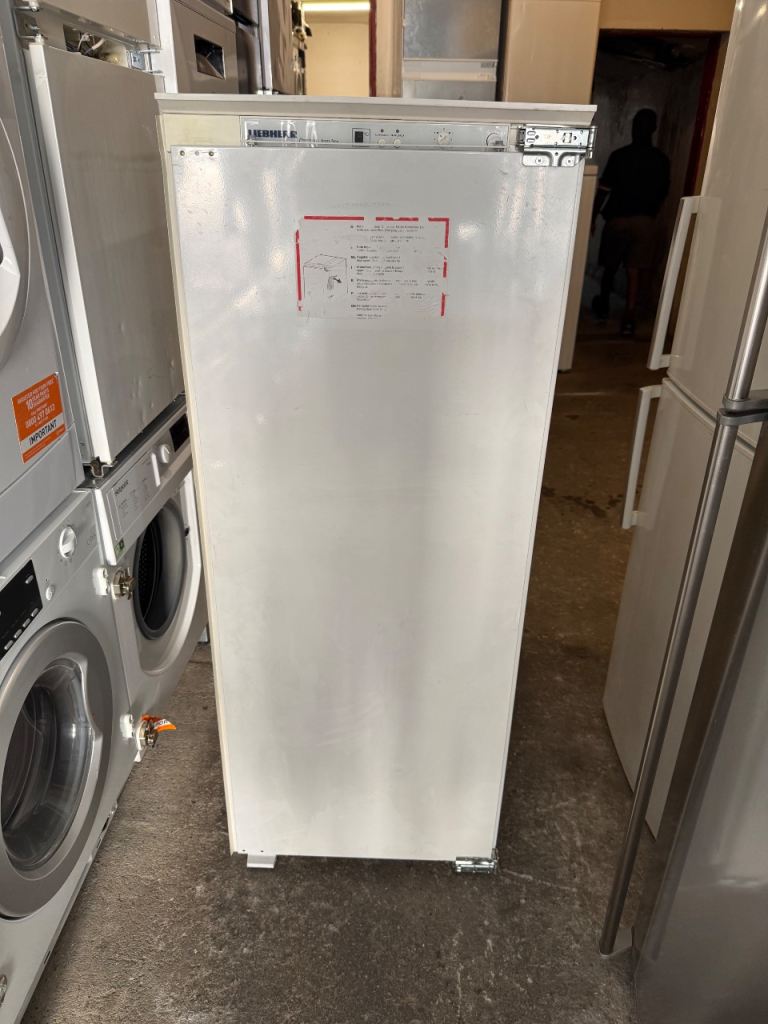 Liebherr White Integrated Fridge - Good Condition, 125cm Tall