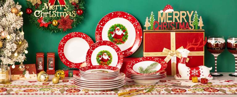 image for Special Edition 18pc Porcelain Santa Claus Christmas Dinnerware Set + 6 Cereal / Soup Bowls