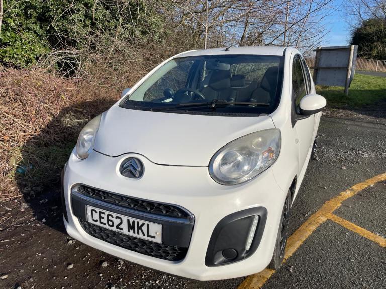 CITROEN C1 1.0 VTR 62 REG WHITE 3 DOOR MOT JULY 2026 TAX £20 YEAR LOW INSURANCE 60+MPG