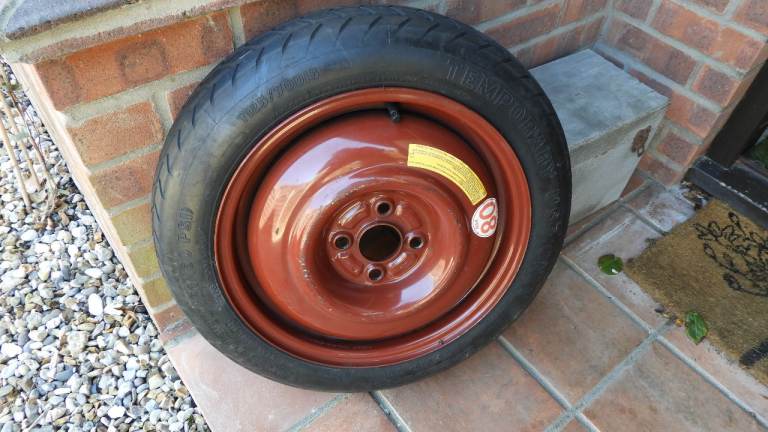 Mini Cooper space-saver spare wheel
