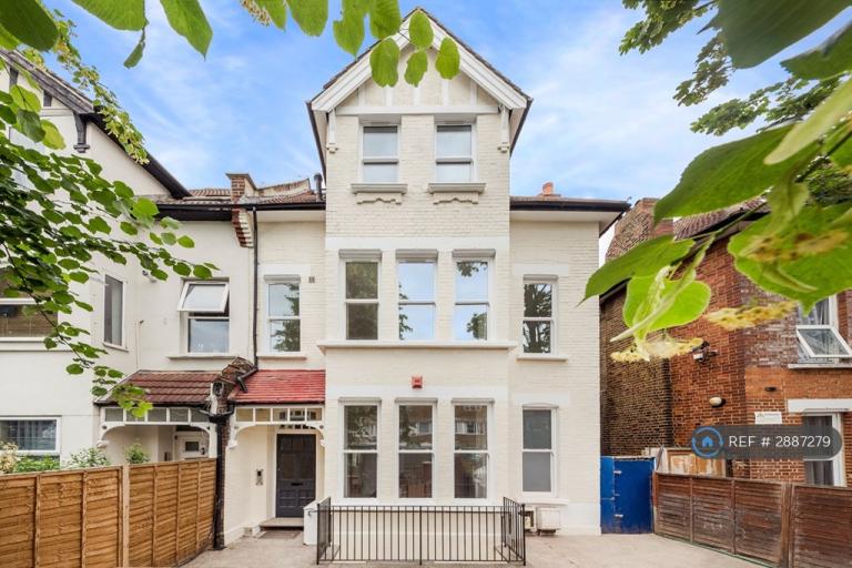 1 bedroom in Stanthorpe Road, London, SW16 (#2887279)