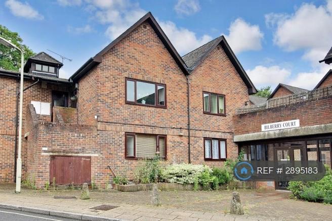 1 bedroom flat in Cross Street, Winchester, SO23 (1 bed) (#2895183)