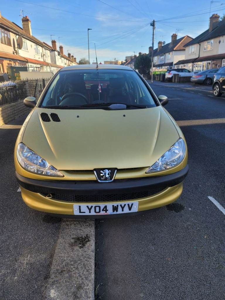 Peugeot, 206, Hatchback, 2004, Semi-Auto, 1360 (cc), 5 doors