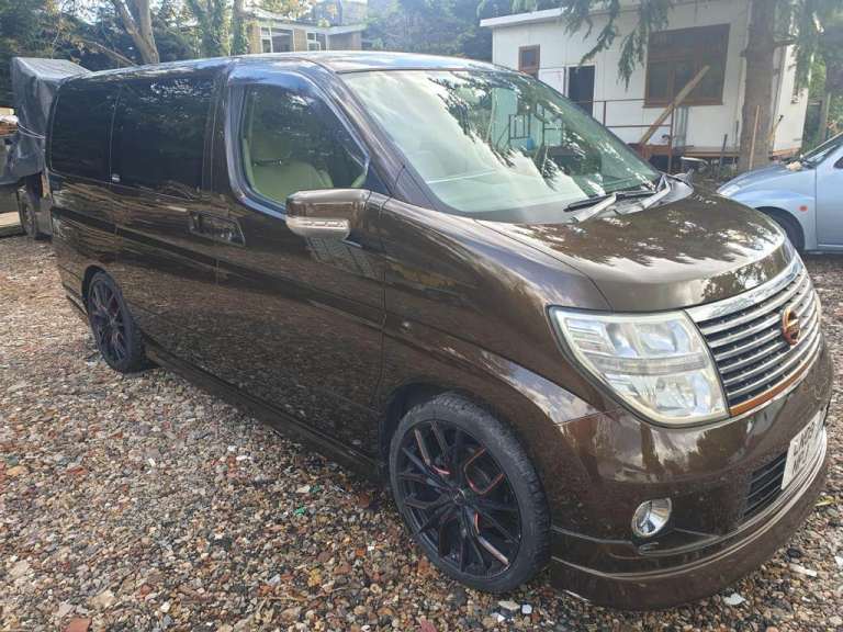 Nissan Elgrand 2009 ✅️ 8 Seats ✅️ 2.5 petrol auto Ulez