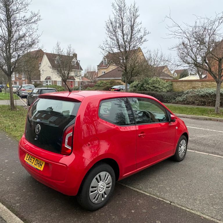 Volkswagen, UP, Hatchback, 2013, Manual, 999 (cc), 3 doors
