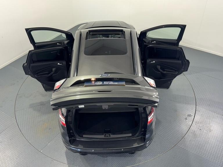  Ford Kuga T EcoBoost ST-Line X SUV Petrol Manual