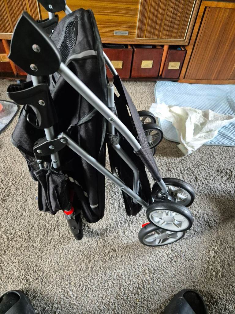 Dog pram 