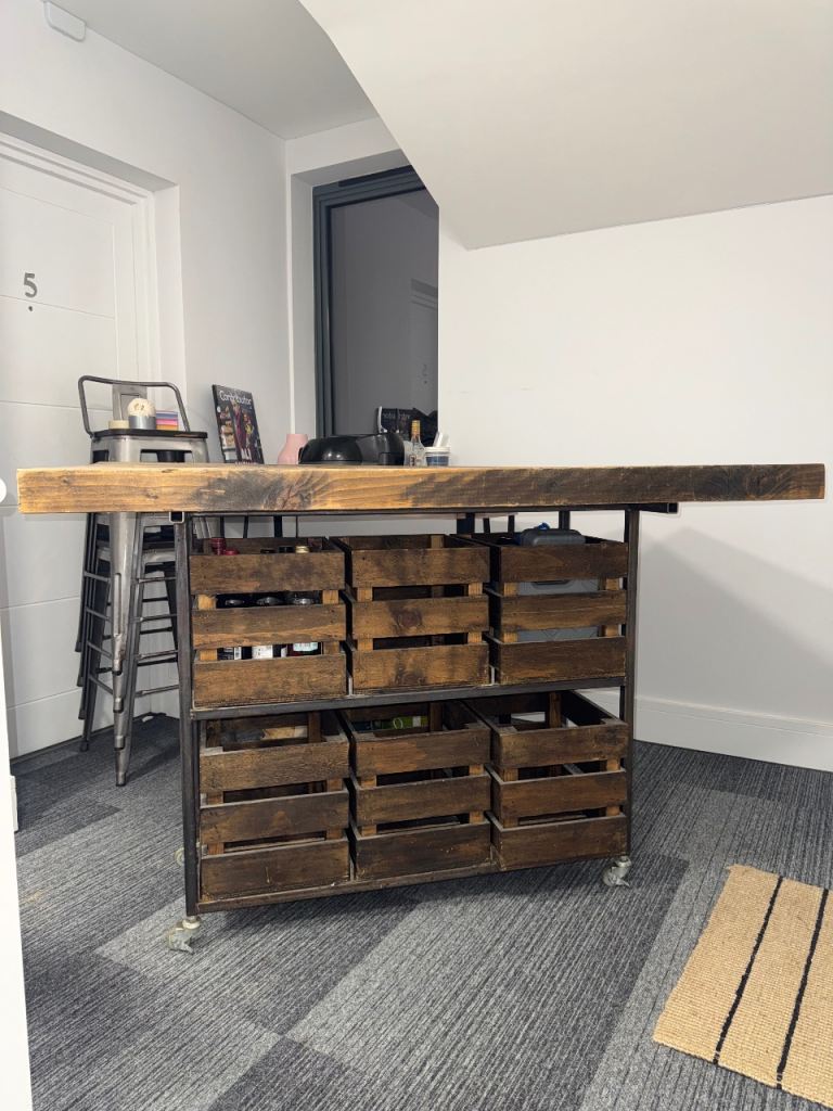 Butchers block style table/island/breakfast bar/storage