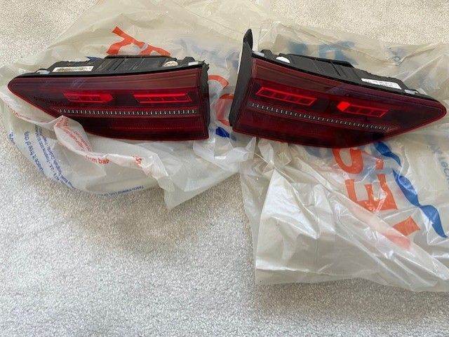 Golf R MK8 inner tail lights