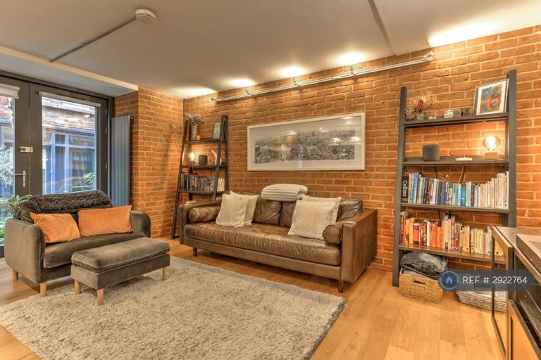 3 bedroom flat in The Jam Factory, London, SE1 (3 bed) (#2922764)