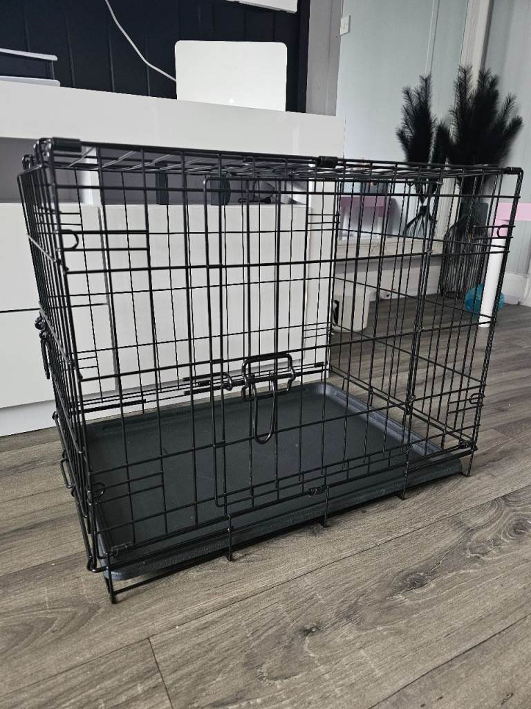 Small dog crate 