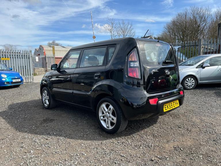 2009 Kia Soul 1.6 Petrol HATCHBACK Petrol Manual