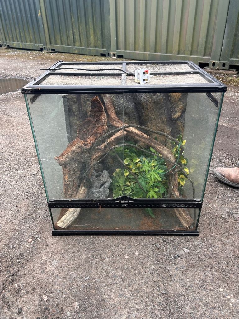 Exo terra vivarium 