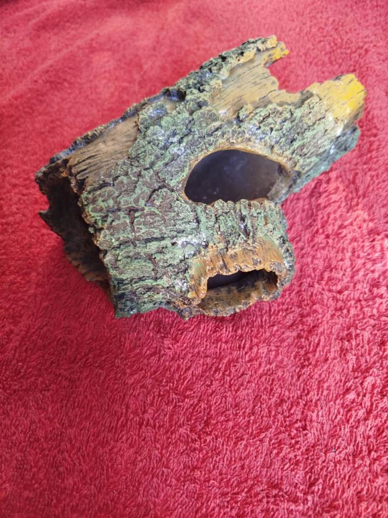 Reptile/Spider hide