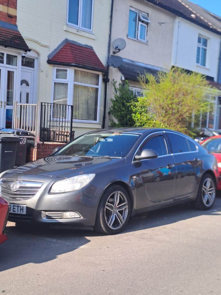 Vauxhall, INSIGNIA, Hatchback, 2010, Manual, 1956 (cc), 5 doors