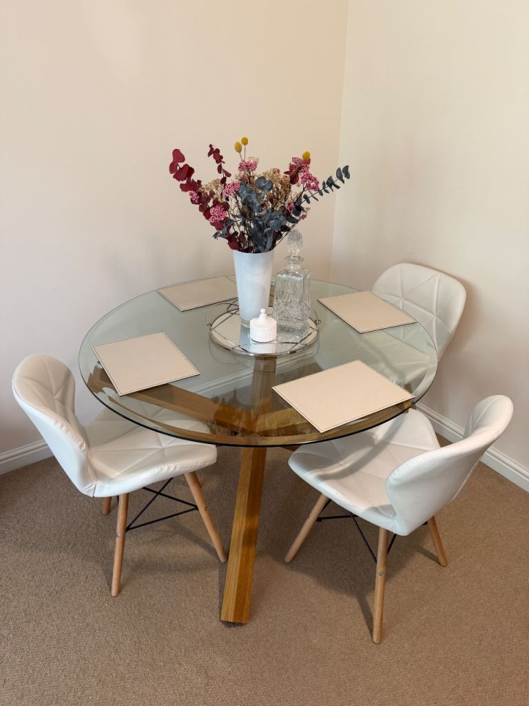 Dining table AGERBY D119 glass/natural oak
