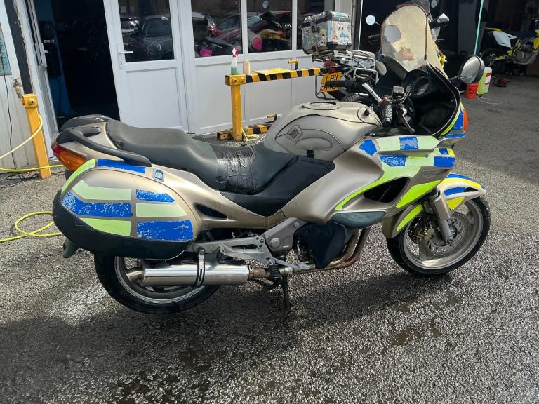 Honda NT650V DEAUVILLE