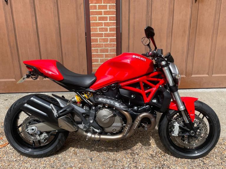2016 DUCATI MONSTER 821
