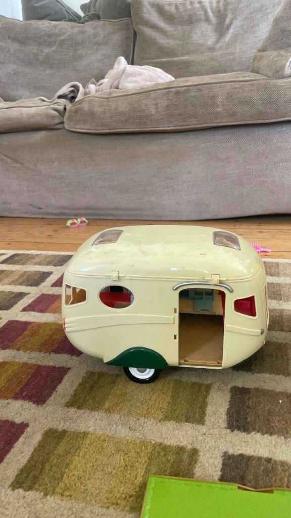 Sylvanian Families Caravan