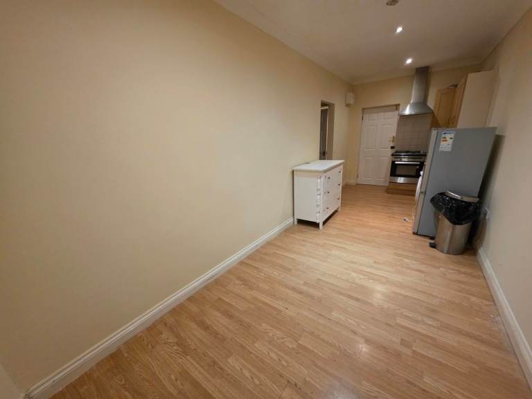 🌟 Stylish 1-Bed First Floor Flat – South Croydon (CR2 6EB) | Available Now 🌟