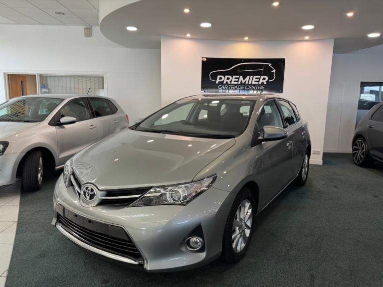 2013 Toyota Auris 1.6 V-Matic Icon 5dr HATCHBACK PETROL Manual