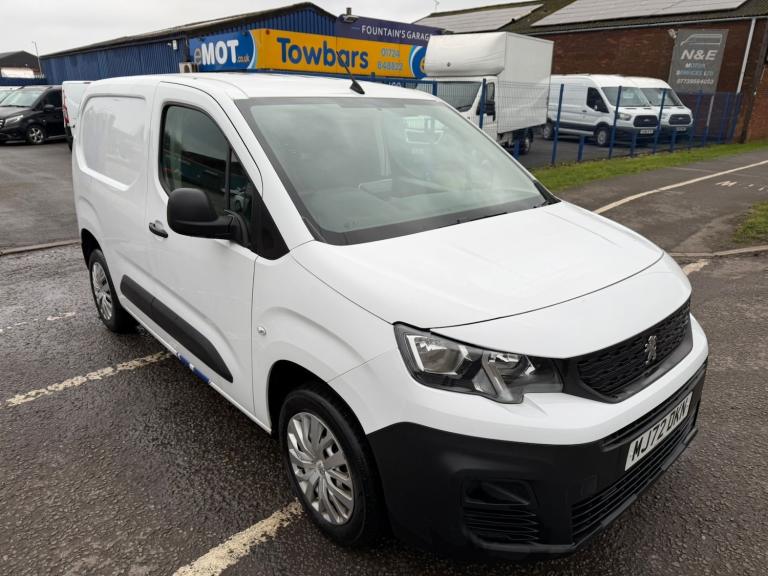 2022 Peugeot Partner Professional Prem Van [6 Spd] 44k air con 3 seats finance available  PANEL V...
