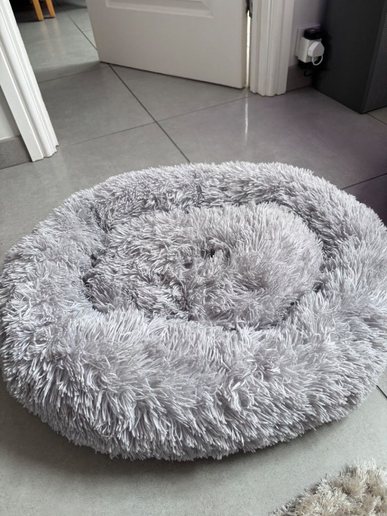 Stunning fluffy grey dog bed