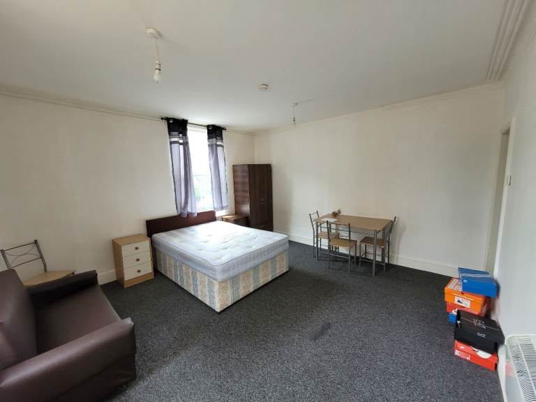 One Room Studio Flat for Rent