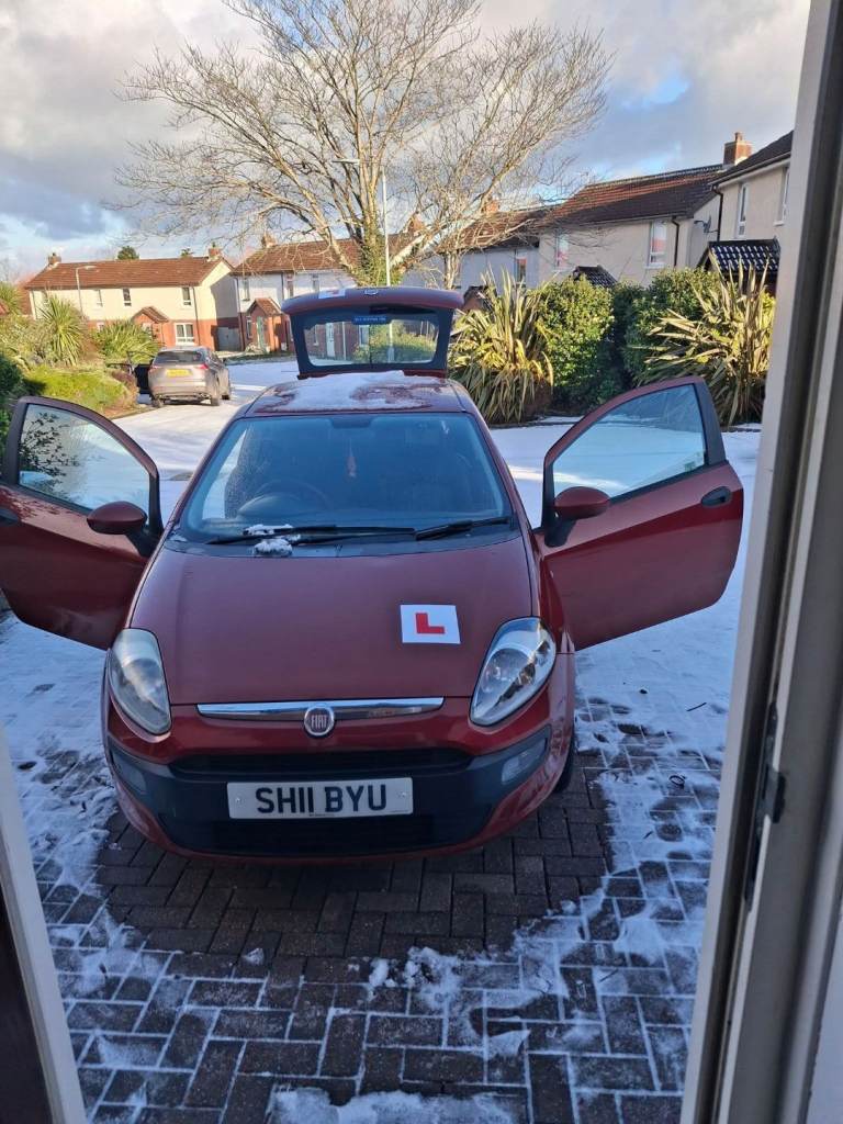 Fiat, PUNTO EVO, Hatchback, 2011, Manual, 1368 (cc), 3 doors