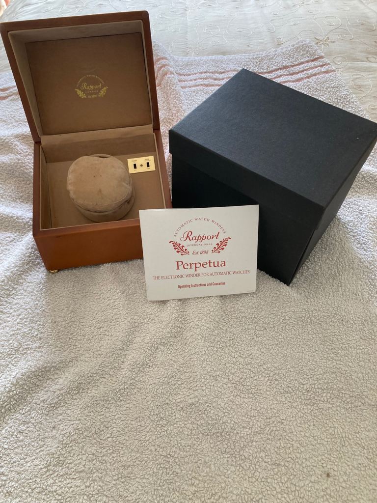Rapport wooden watch winder