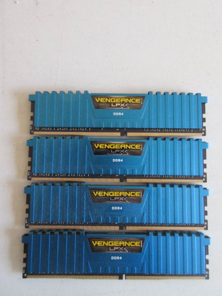 Corsair Vengeance LPX DDR4 16GB RAM (4x 4GB Sticks) - Blue (Collection Only)