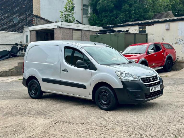 2017 Peugeot Partner 850 SE 1.6 BlueHDi 100 Van ETG PANEL VAN Diesel Manual