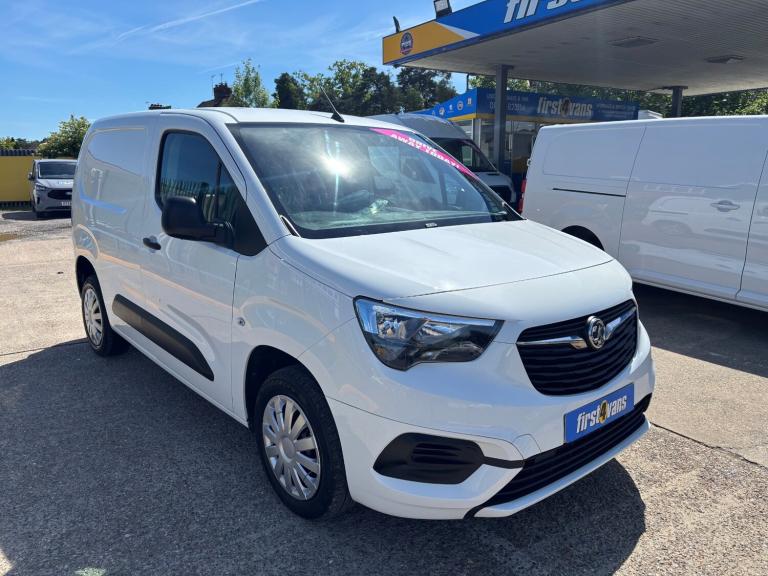2020 Vauxhall Combo 2300 1.5 Turbo D 100ps H1 Sportive Van PANEL VAN Diesel Manual
