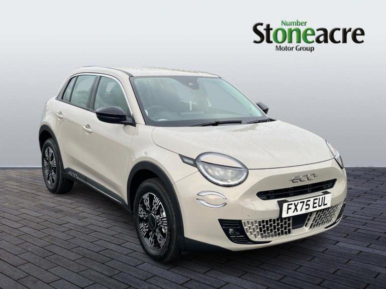  Fiat 600 600 1.2 136hp Hybrid Edct-6 Petrol/Electric Hybrid Automatic