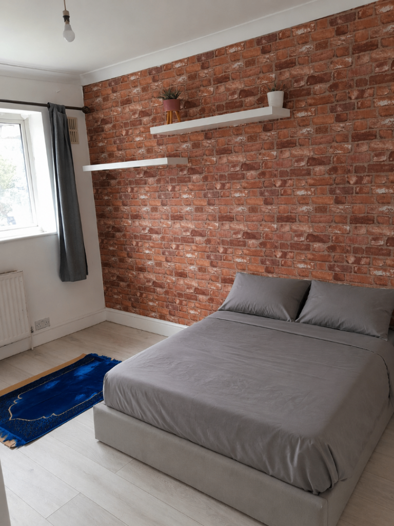 Double room to rent SE4. All bills included and DSS accepted.