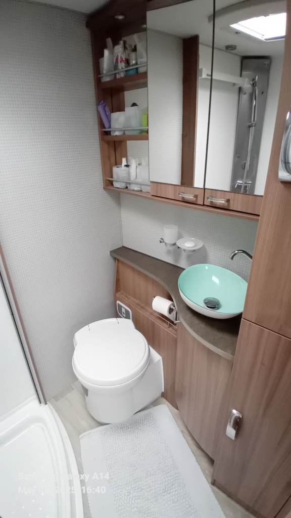 Pilote G.640 Immaculate. 30k mls. MOT. Service & habitation history. Dry. 4 New tyres and cambelt.