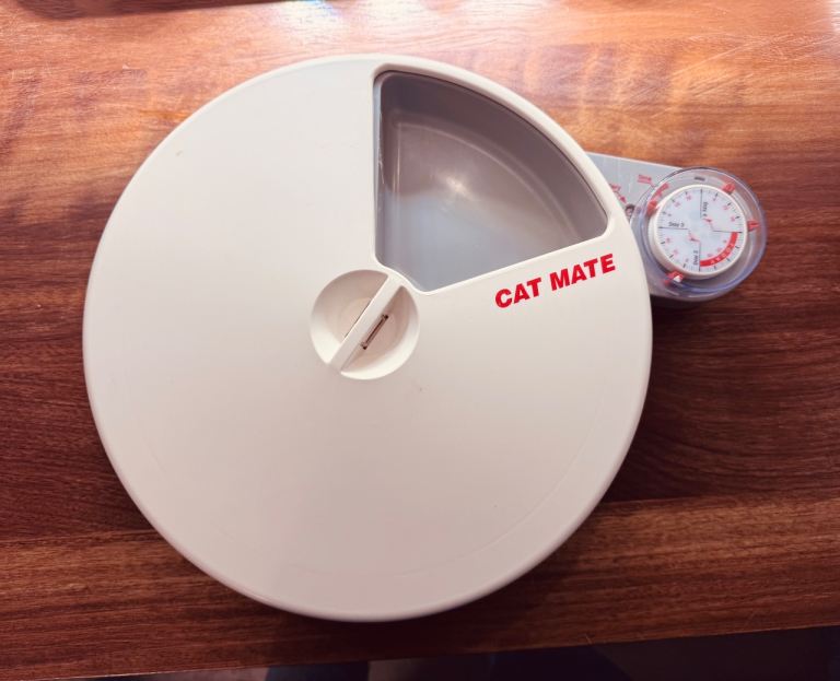 Cat Mate C50 5-Bowl Automatic Pet Feeder with Timer Cat & Small Dogs 