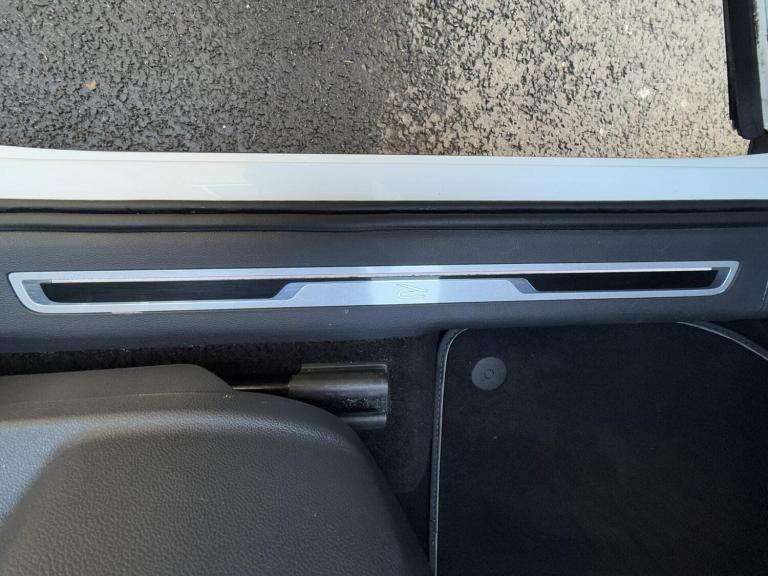 2021 Volkswagen Tiguan 1.5 TSI R-Line SUV 5dr Petrol DSG Euro 6 (s/s) (150 ps) SUV Petrol Automatic