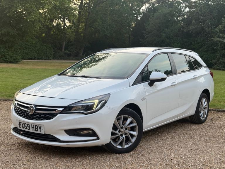 Automatic 2019 Vauxhall Astra 1.6 CDTi Estate – ULEZ | Low Mileage | Long MOT