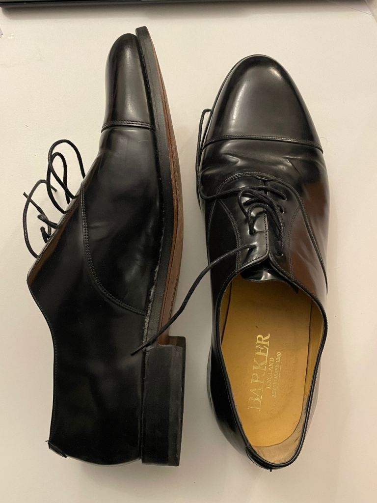 Men’s Barker shoes (black)
