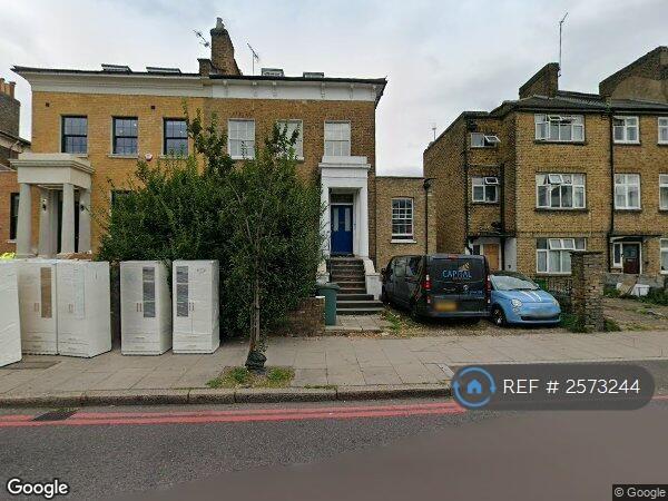3 bedroom flat in Tollington Road, London, N7 (3 bed) (#2573244)