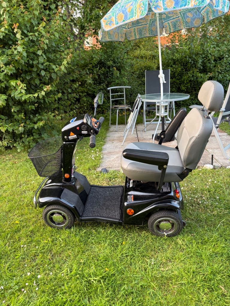 Rascal mobility scooter with brand-new batteries