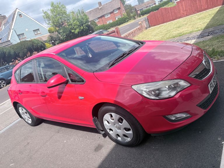 Vauxhall, ASTRA, Hatchback, 2010, Manual, 1398 (cc), 5 doors