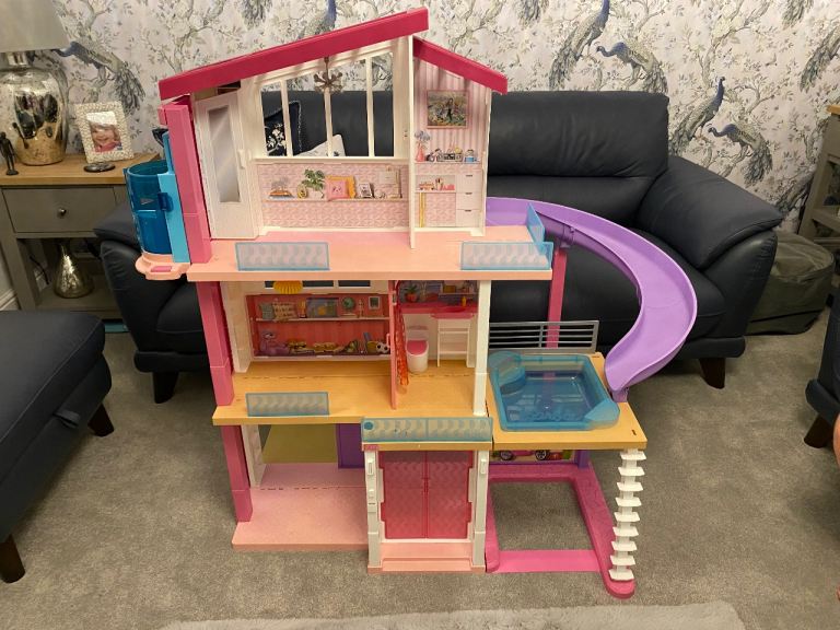 Barbie Dreamhouse and bundle