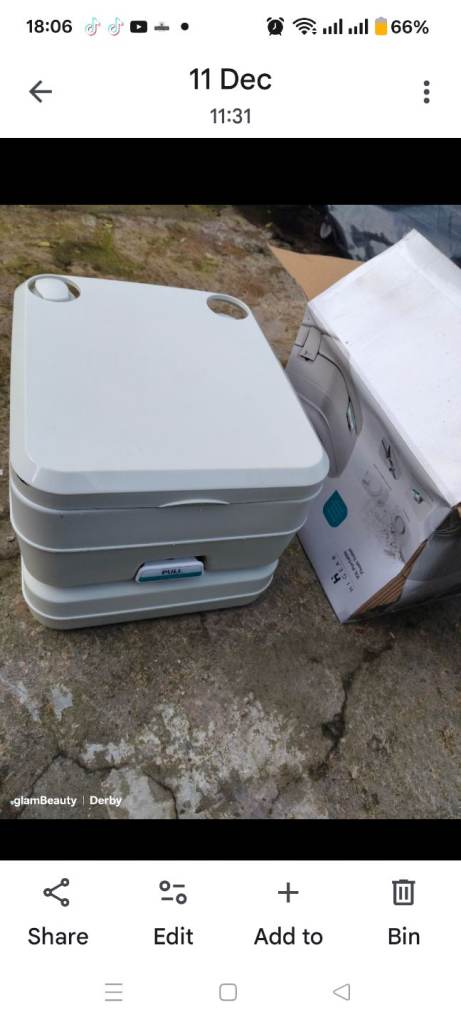 Hi Gear 10 litre portable flush toilet 