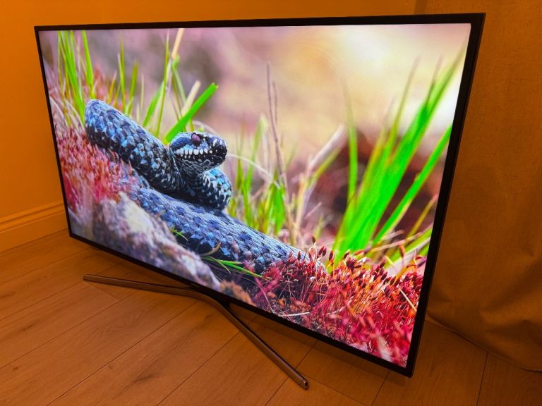 Samsung 50inch 4k smart, delivery available 