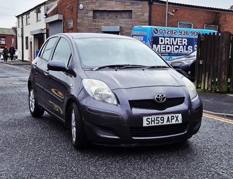 Toyota, YARIS, Hatchback, 2009, Manual, 1329 (cc), 5 doors