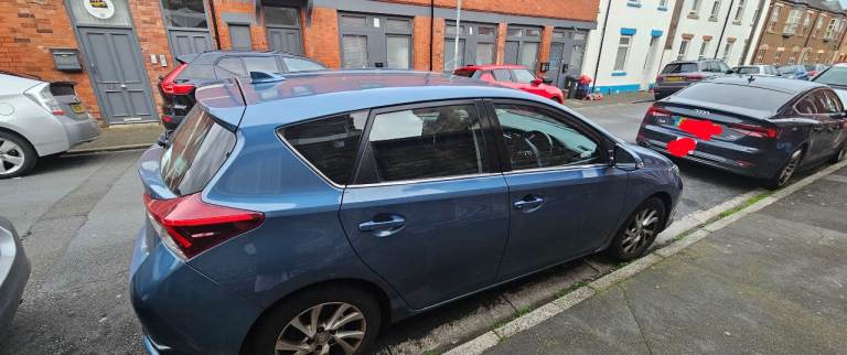 Toyota, AURIS, Hatchback, 2015, Manual, 1197 (cc), 5 doors